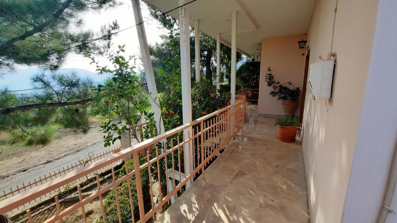 Georgia'S Village House Kondostavlos Buitenkant foto